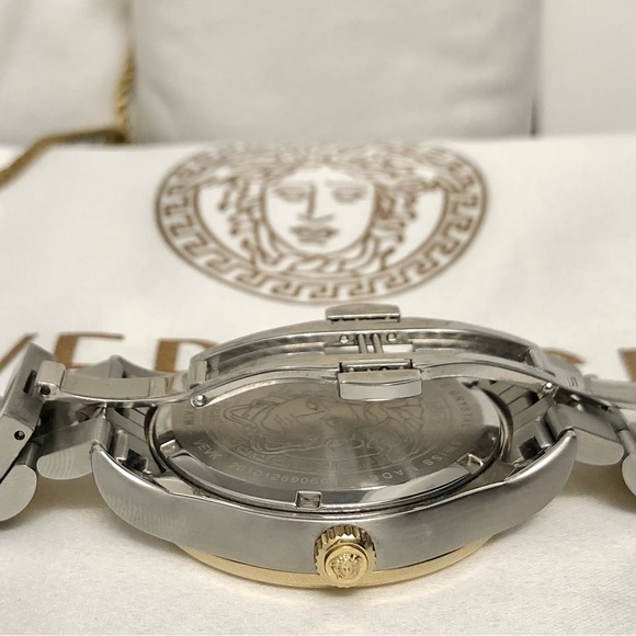 Versace Watch - Hellenyium - Picture 3 of 5